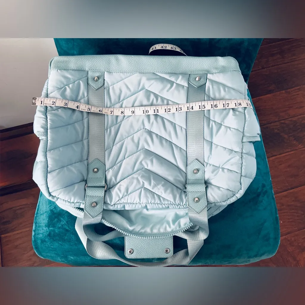 Nice SUPER SPACIOUS WEEKENDER BAG 💙💙 - Image 12