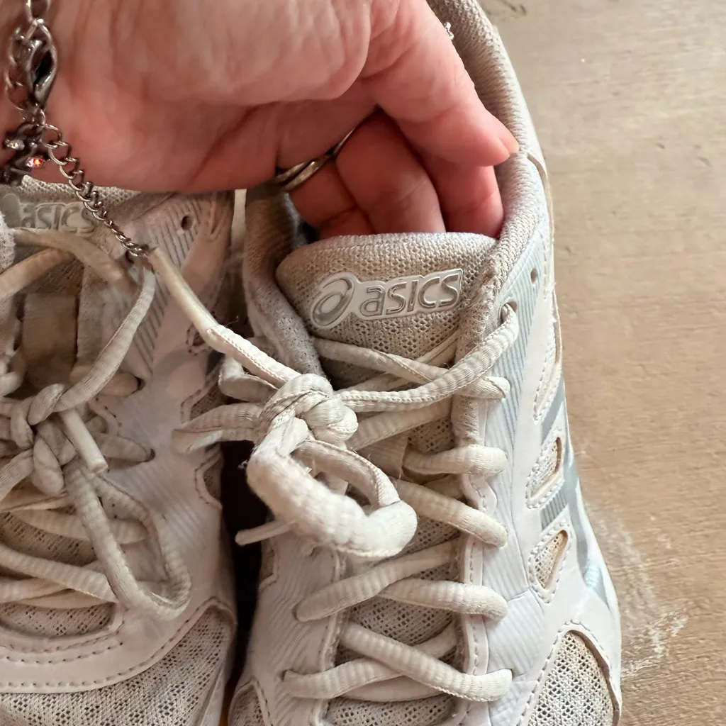 Asics White and Orange Athletic Shoes - Image 2