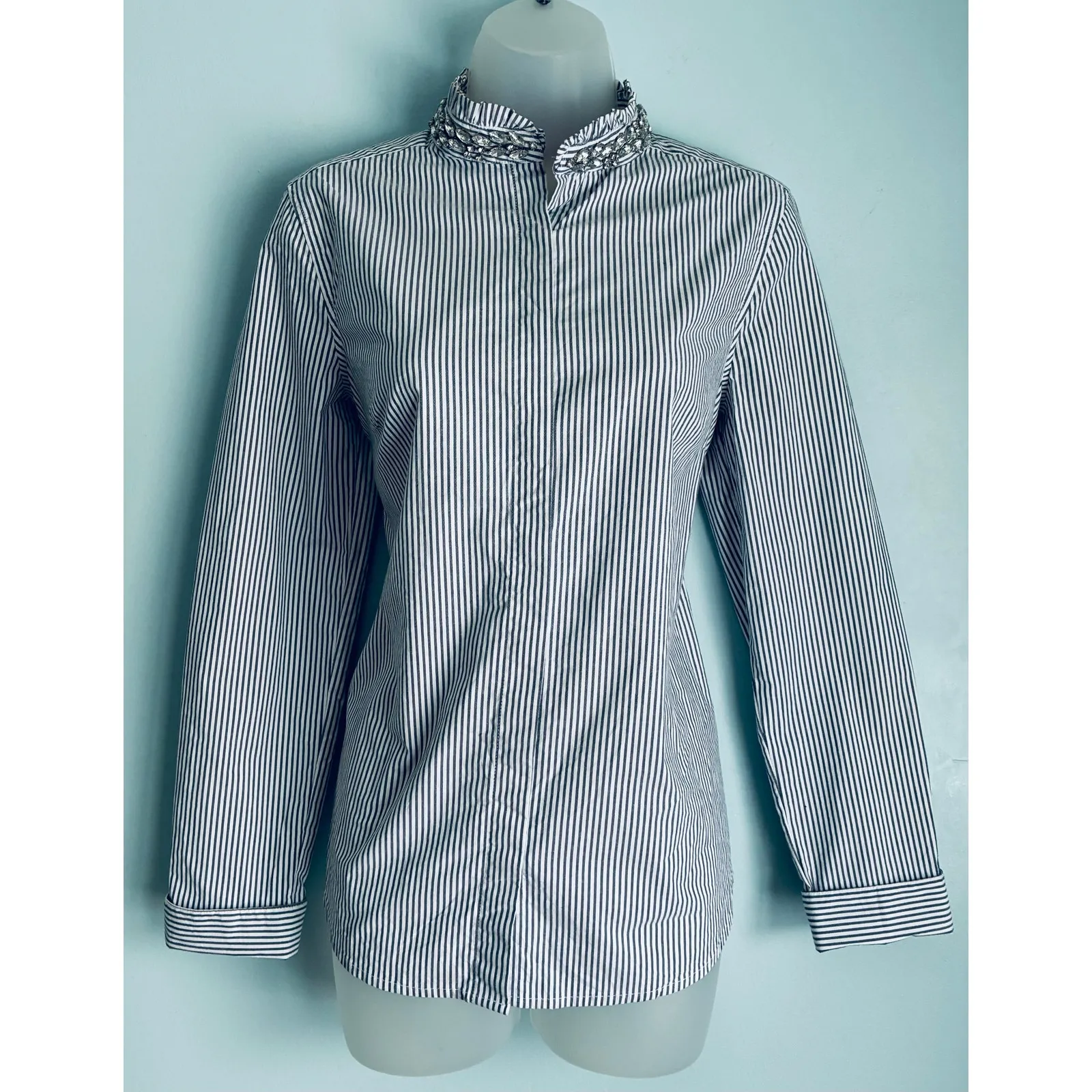 ELLE Button Up Blouse Jewel Embellished Collar Elegant Glamour Women's 6 - Image 8