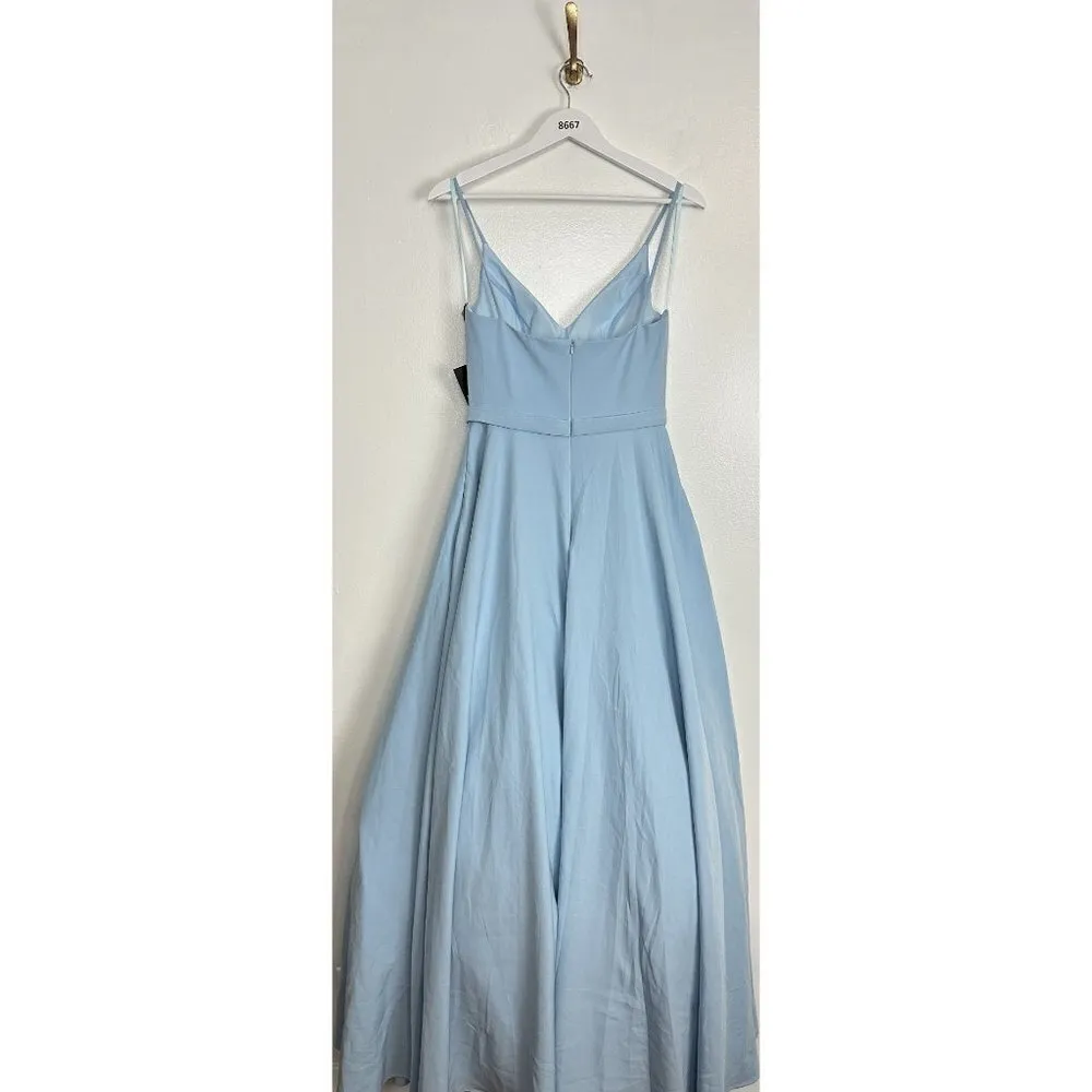 MAC DUGGAL V-Neck Crepe Ballgown in Powder Blue Size US 4 NWT - Image 8
