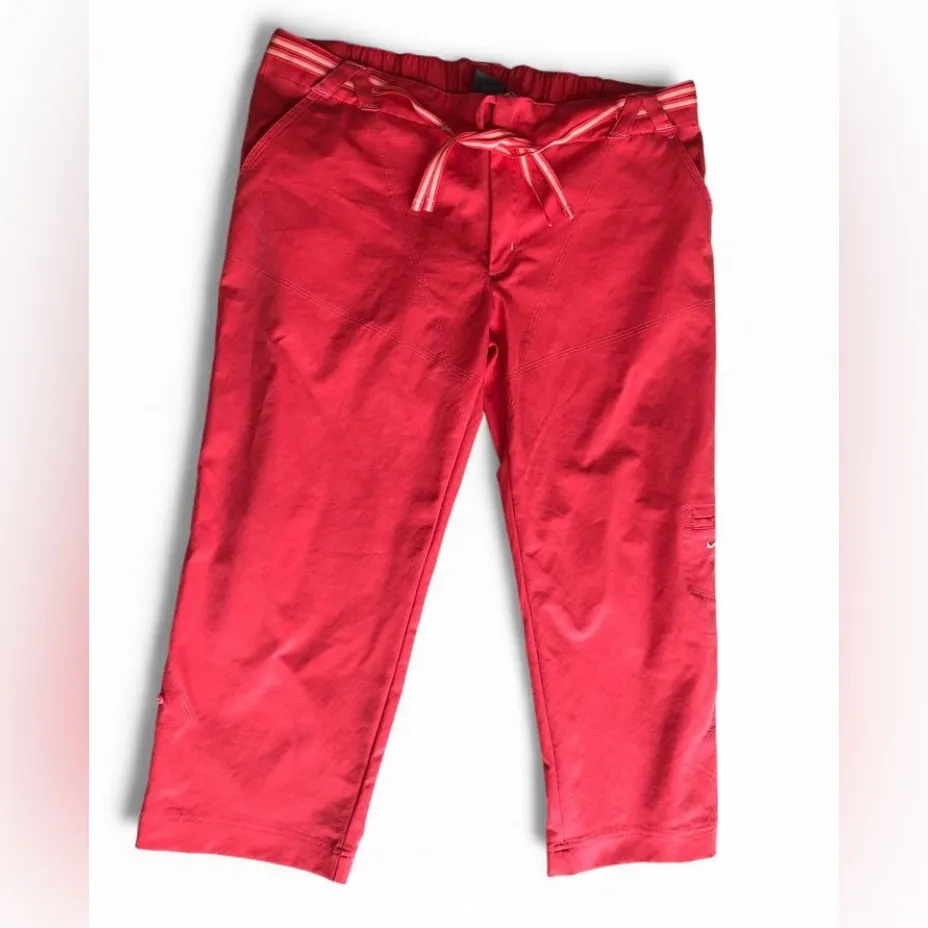 Nike Red Cargo Capri Pants - Image 2