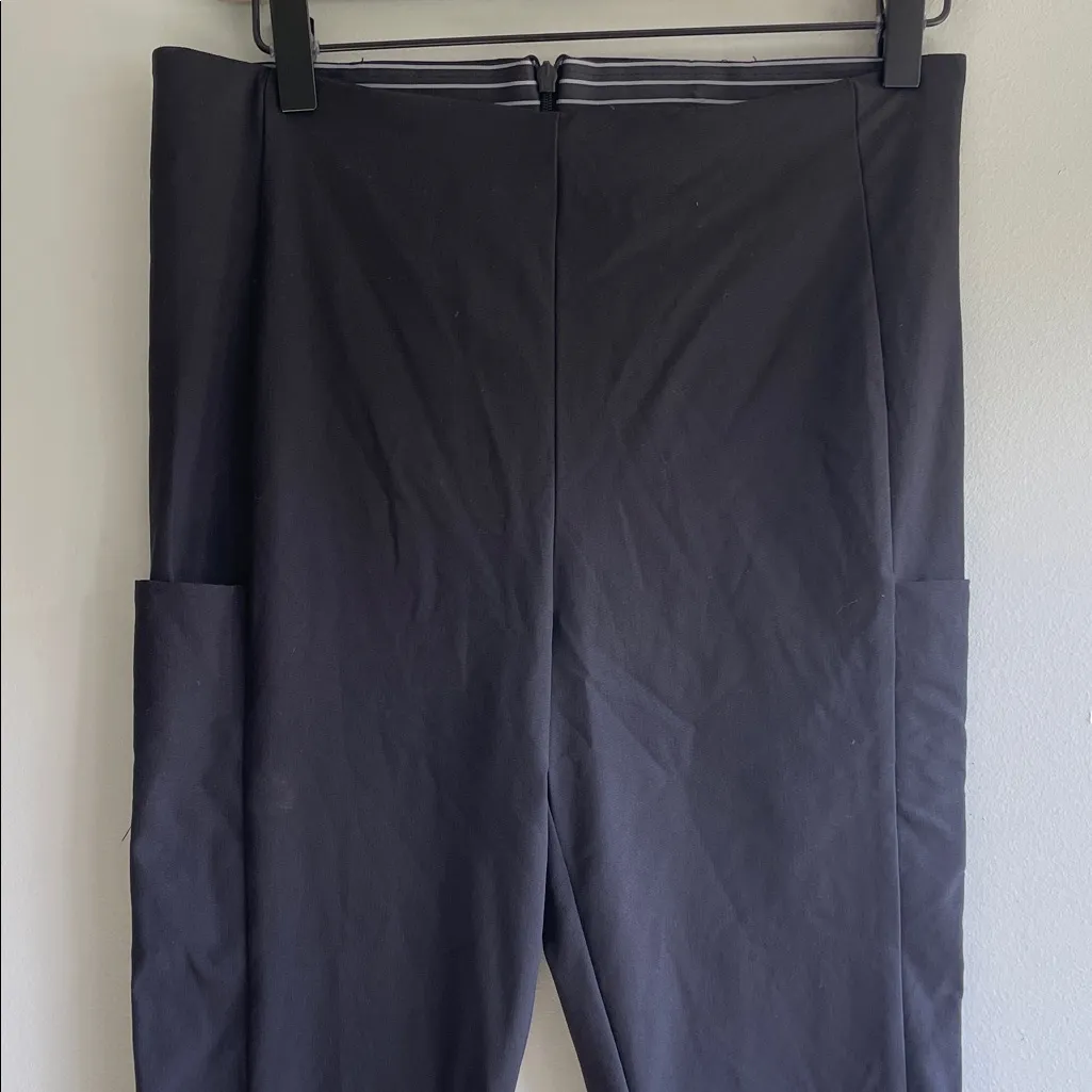 ATHLETA Wander Slim Ankle Pant Black Sz 4 Stretch Back Zip Travel - Image 3