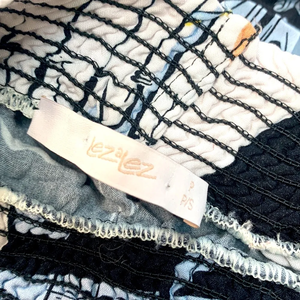 Lez a Lez BRAND crop top size S White - Image 7