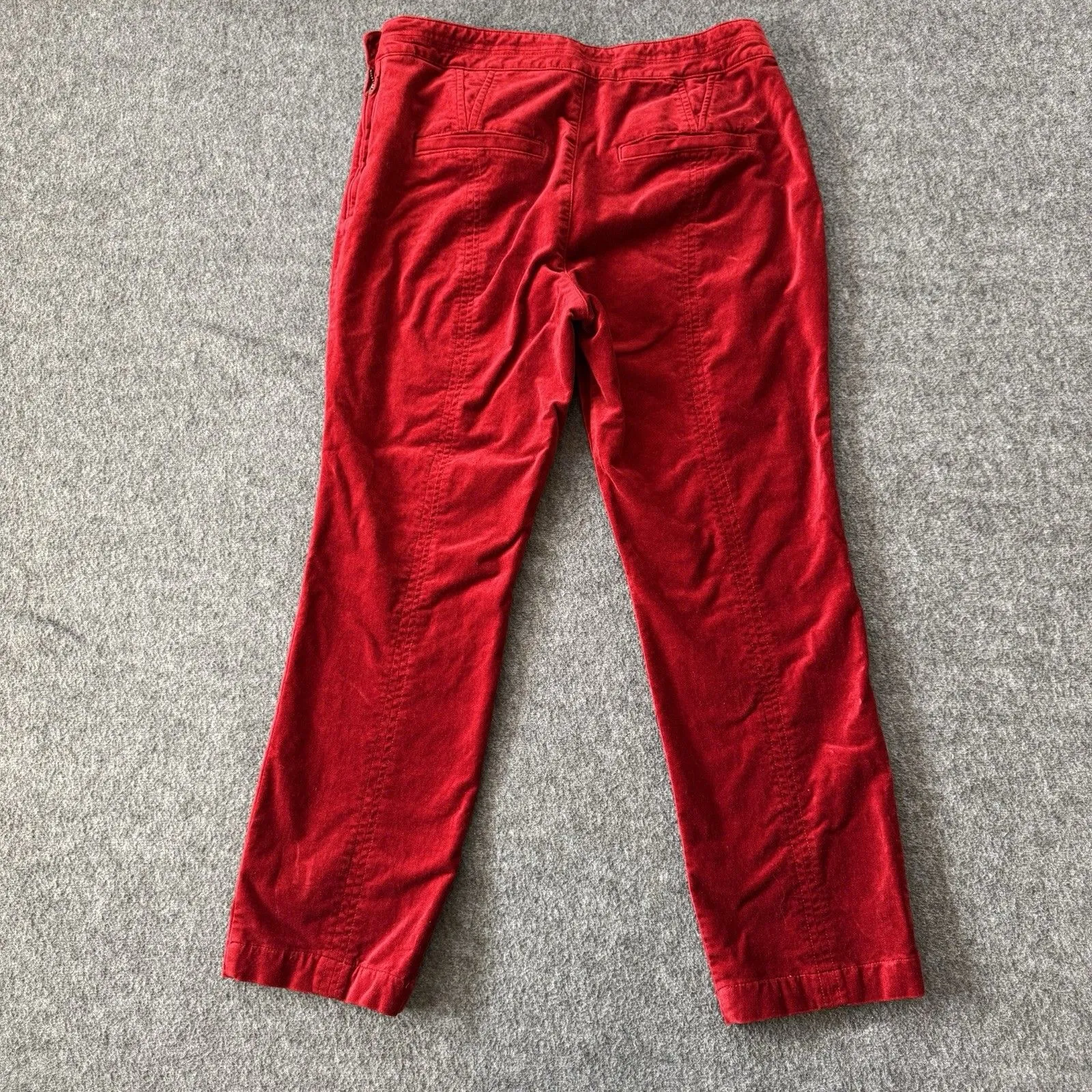 Anthropologie The Essential Slim Ankle Red Velvet Velour Trousers Size 10P - Image 4