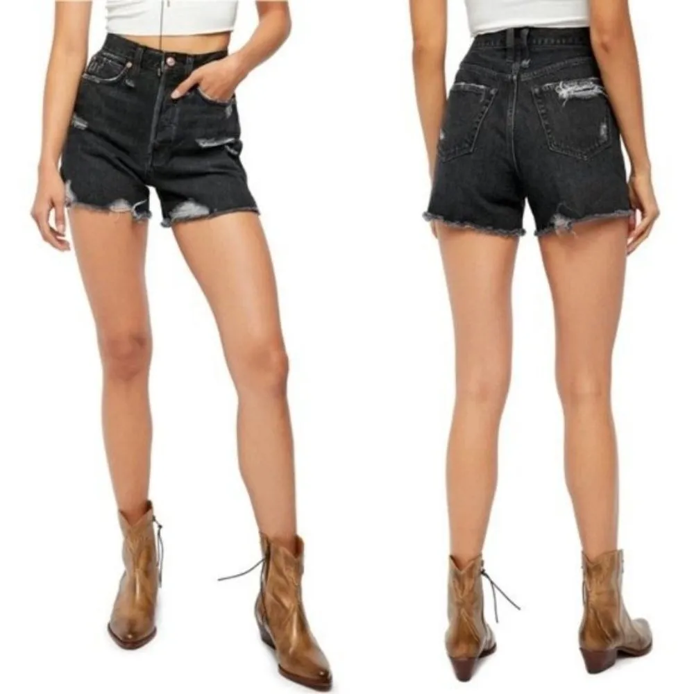 Free People NWT Makai Distressed Cut-Off Shorts in Black - Image 12