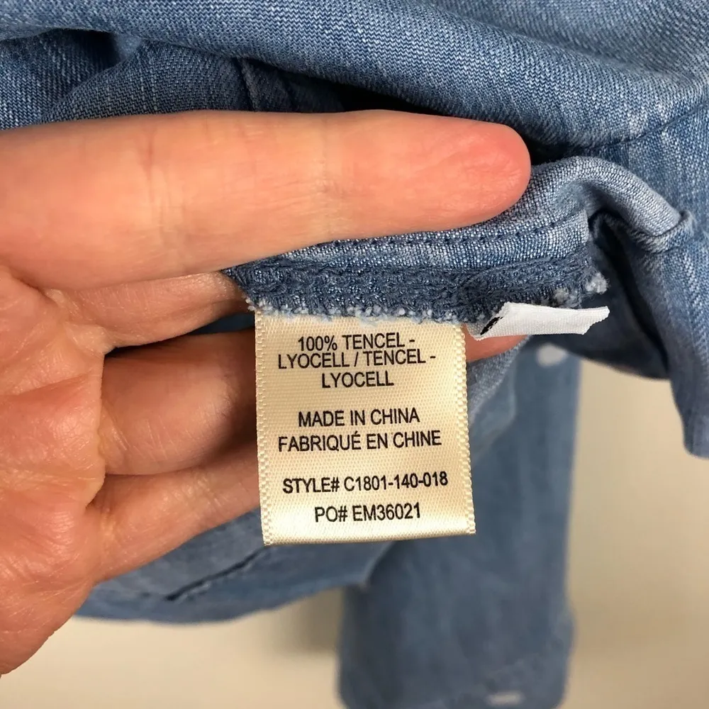 Cloth & Stone Chambray Polka Dot Top Tie Back XS - Image 4