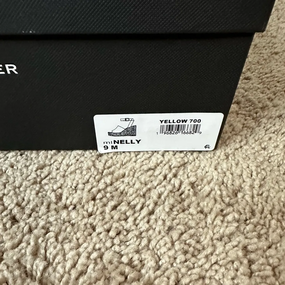 Marc Fisher Nelly Ankle Strap Wedge Sandal Size 9 - Image 5