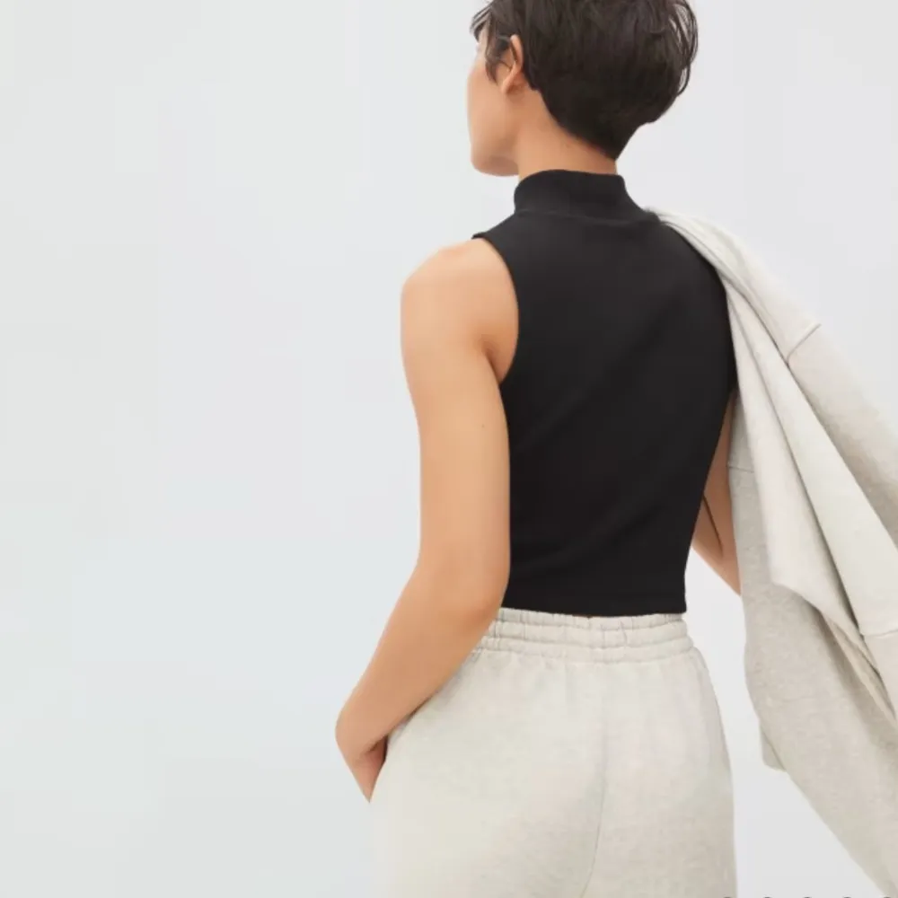 Everlane The Polyblend Mockneck Tank Black Size Small XLarge - Image 4