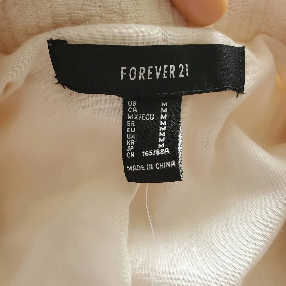 Forever 21 Women's Cream Crepe Long Jacket Blazer M - Image 5