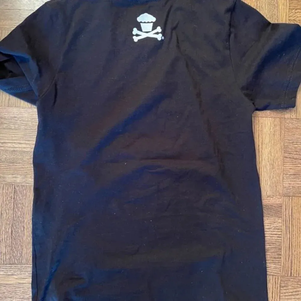 NWT Johnny Cupcakes Shirt (collectible) Black - Image 3
