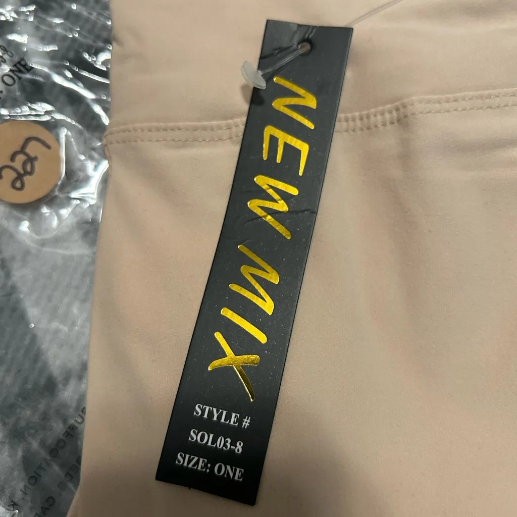 New Mix Women's Tan Bike Shorts - Image 5