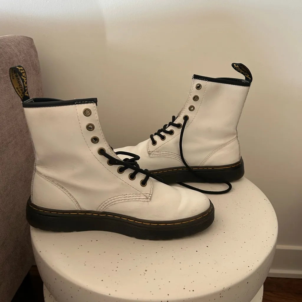 Doc Martens White Zavala Combat Lace-up Ankle Boots Womens Size US 7 Grunge - Image 3
