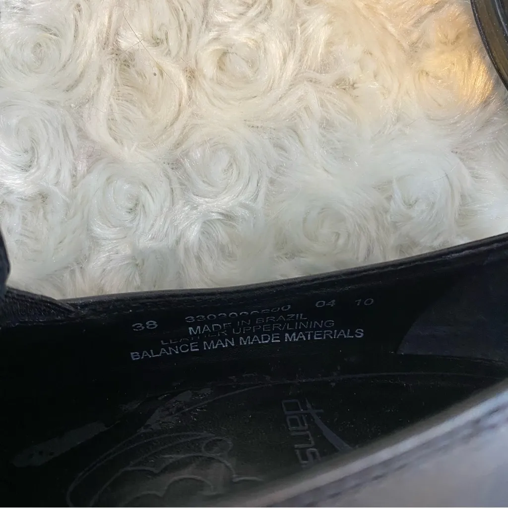 Dansko comfort heels size 38 - Image 3