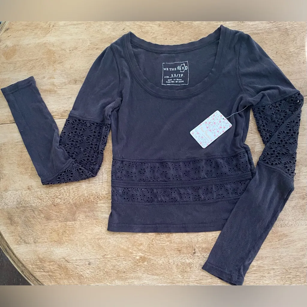 NWT‎ Free People We The Free Women’s XS Black Fitted Crop Long Sleeve Top - Image 3