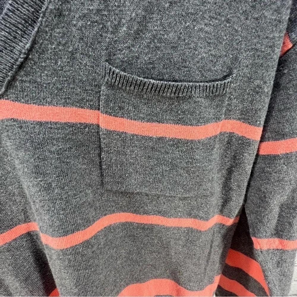 Gap Women’s Stripes lightweight sweater tops Size S - Image 9