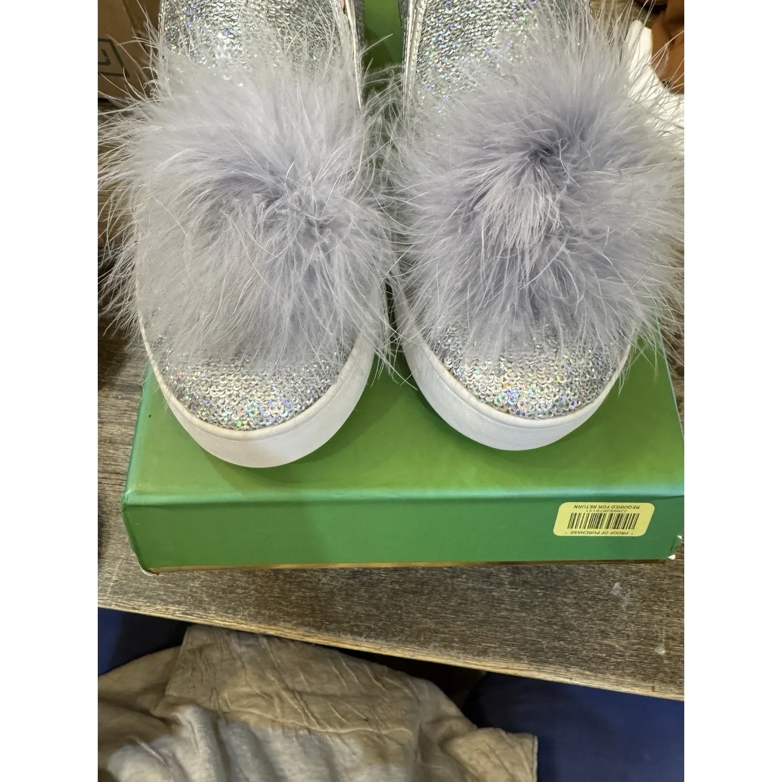 Kate Spade New York Latisa Women Pom Pom Sequin Sneaker Silver Iridescent Size 8 Gray - Image 6