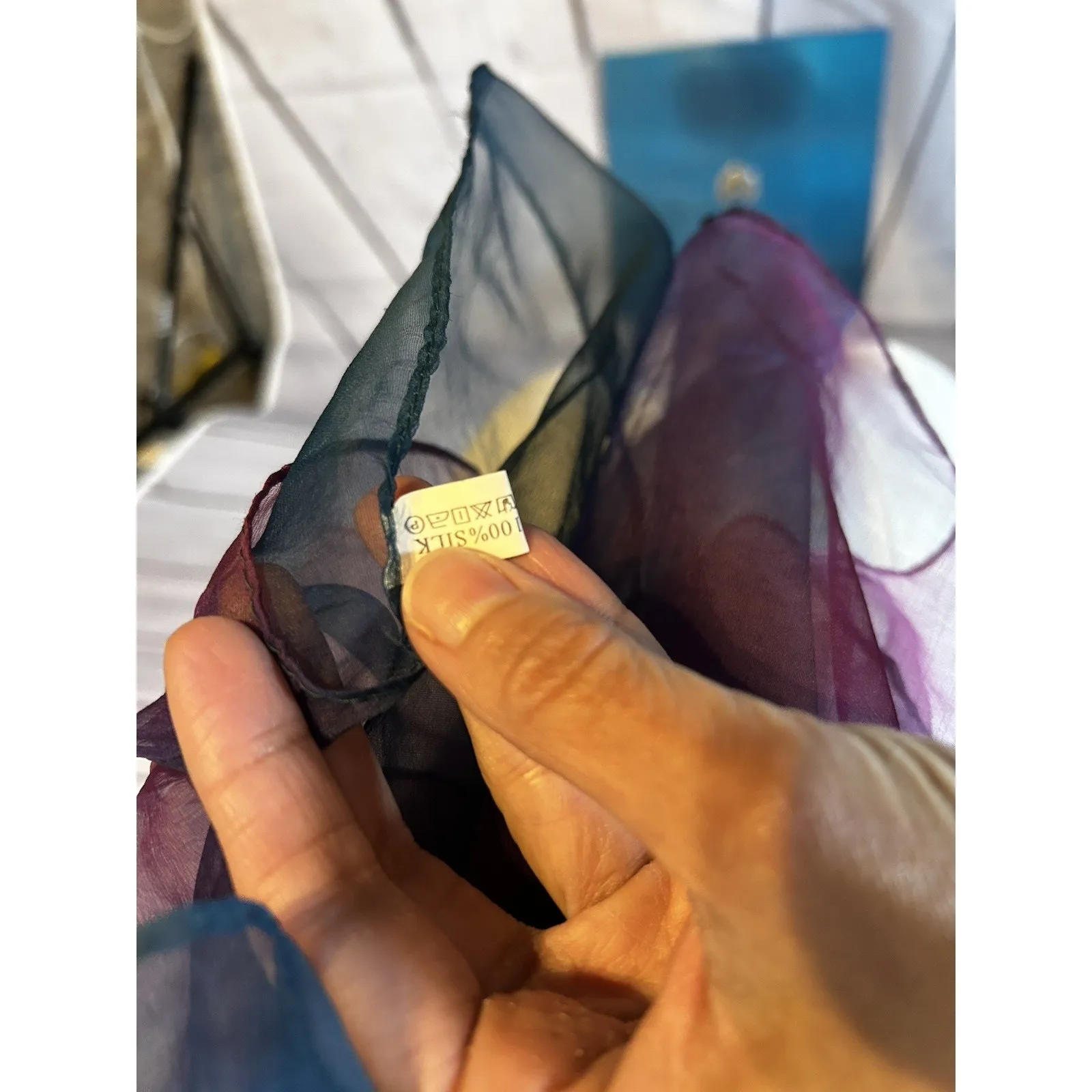 Elegant Multicolor Ombre 100% Silk Scarf in Dark Blue, Pink, and Fuchsia Pink - Image 4