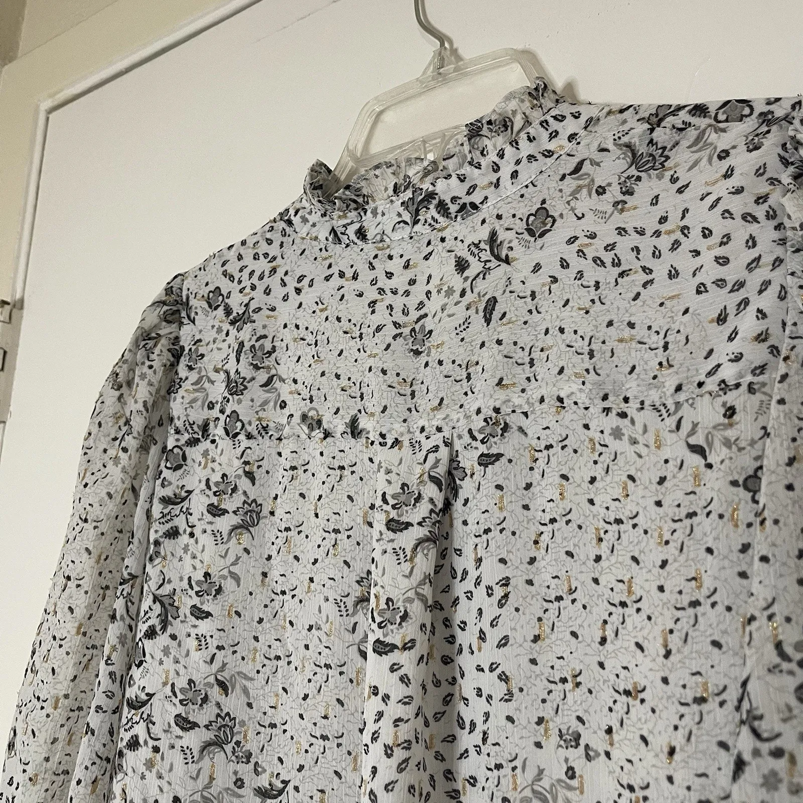 Anthropologie Maison d'amelie long sleeve abstract floral white blouse small - Image 6