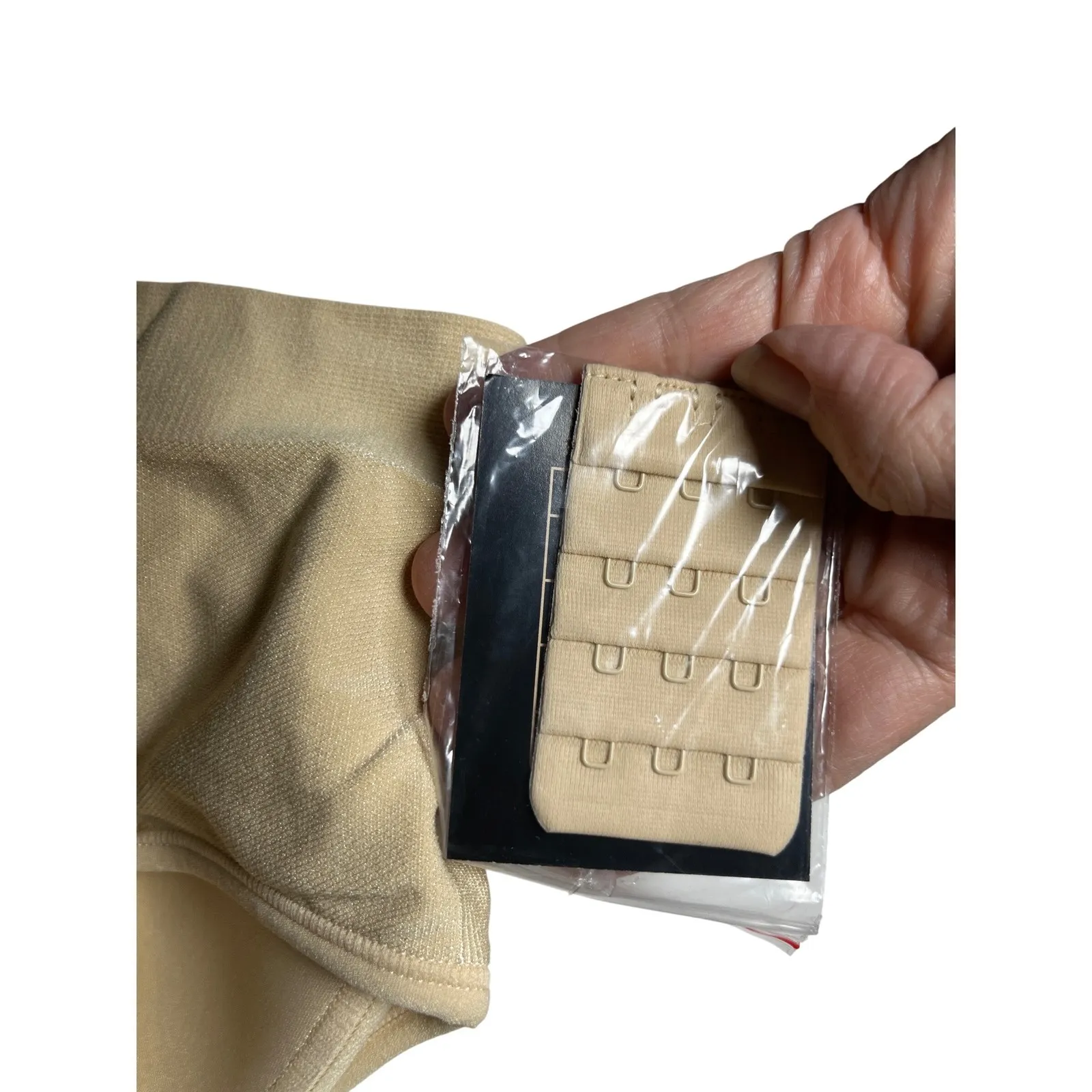 UNDER OUTFIT Style 459 Seamless Comfort Bra Beige Size S Adjustable Straps Tan - Image 5