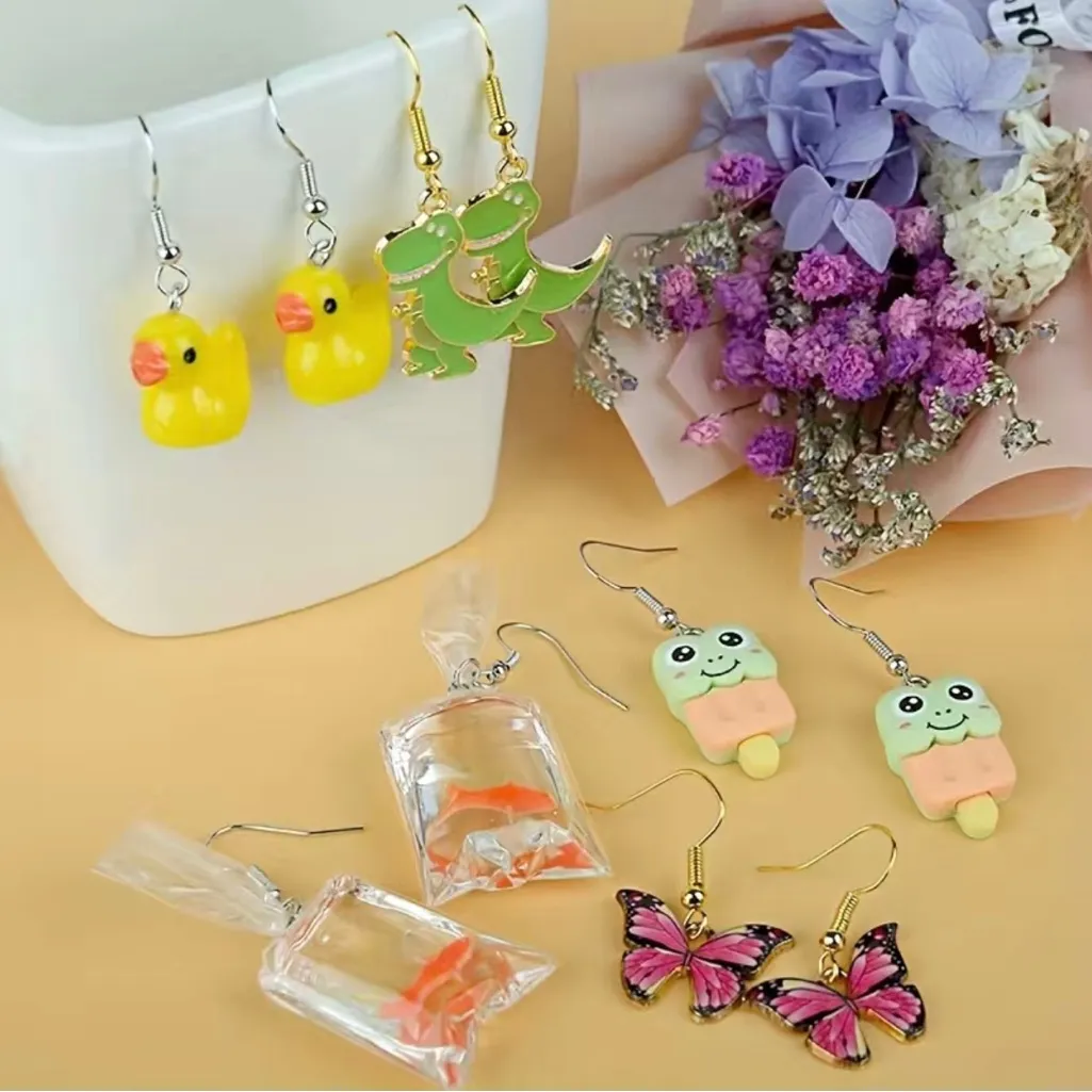 5 Pairs‎ adorable goldfish, butterfly, duck, Popsicle & dinosaur earrings - Image 3