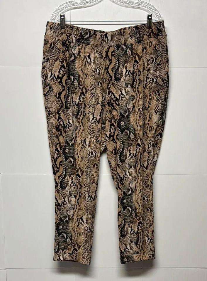 Torrid Animal Snakeskin Print Pull-On Taper Stretch Crepe High-Rise Pants 1X - Image 5