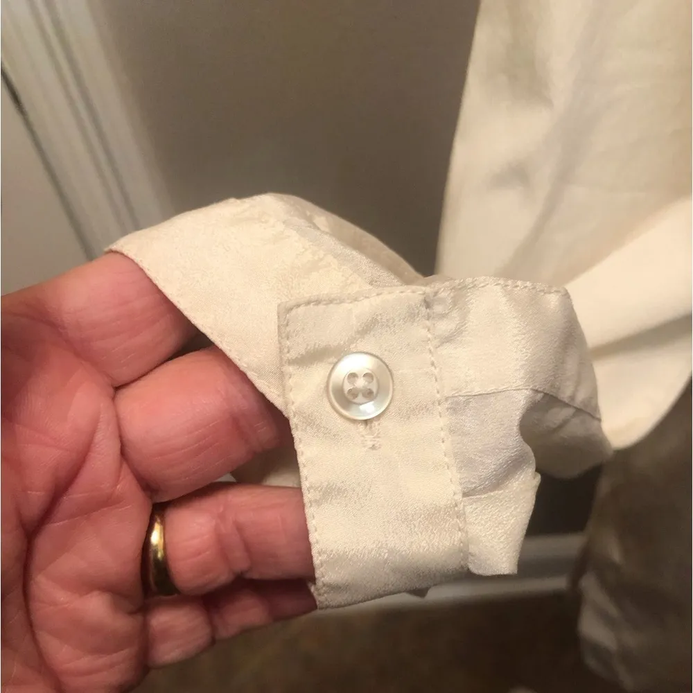 Vintage Candlelight Ivory High Neck Blouse from FML Sport Made in Hong Kong Size M - Image 10