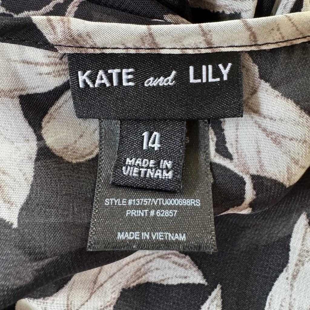 Kate and Lily Black, White & Yellow Floral Print Sheer Long Sleeve Maxi Dress Black Size 14 - Image 7