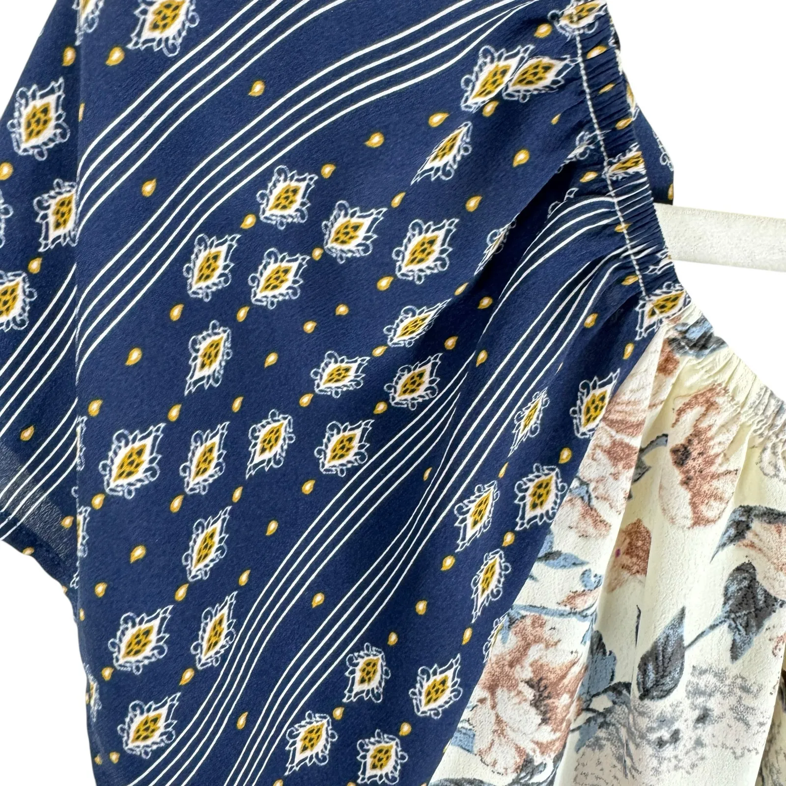 ee:some Floral Short Sleeve Blouse Large Blue - Image 4