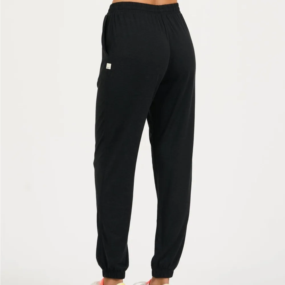 Vuori Boyfriend Jogger - Image 9