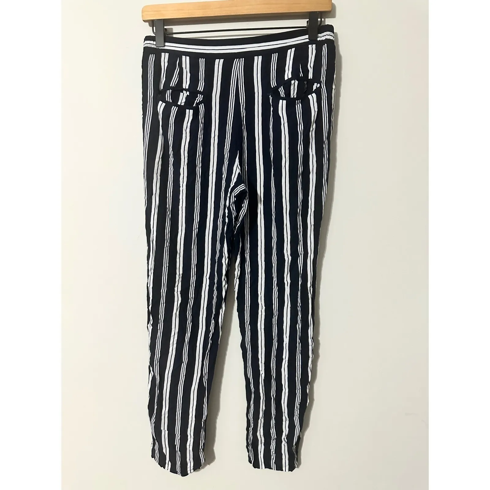 Waverly Grey Striped Pants Women's Size S Black White‎ Drawstring Casual - Image 4