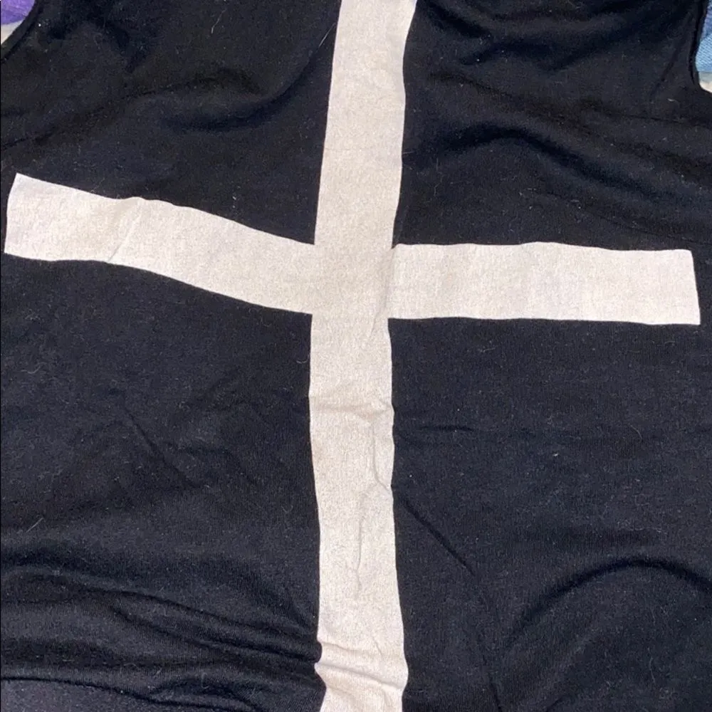 ✨ H&m divided cross racerback black tank top✨ - Image 4