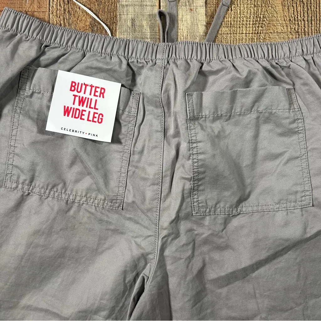 Celebrity Pink Butter Twill Wide Leg Pants Gray Size Large NWT Oversied Relaxed - Image 7