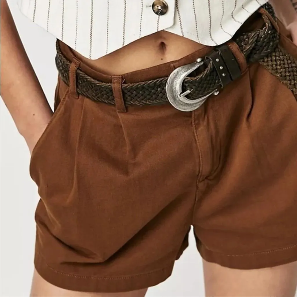✨Free People Billie Chino Pleated Brown Sz 6 Shorts✨ - Image 2