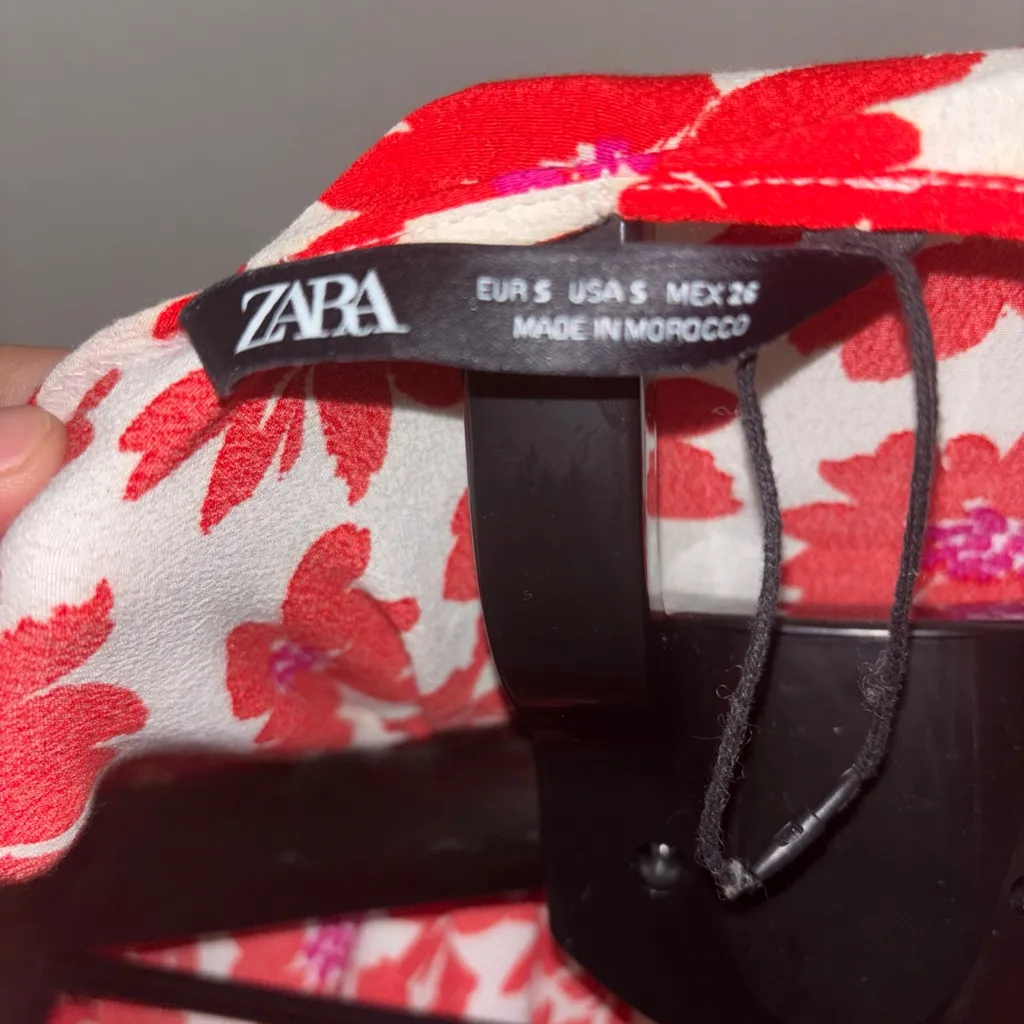 Zara Red Floral  Print Wrap Mini dress Size S - Image 6