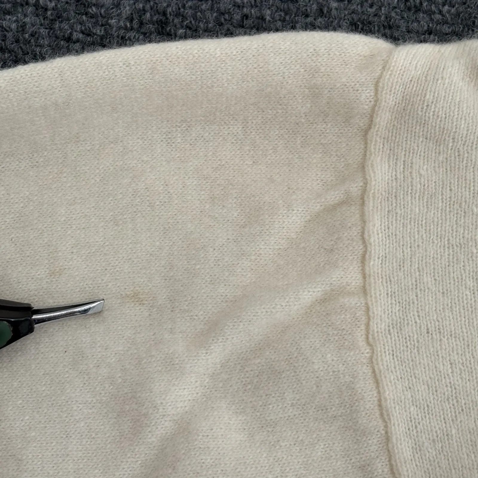 Harper Kelly  Pullover‎ Sweater Women's Large Lambswool Angora Button Pocket 90s - Image 4