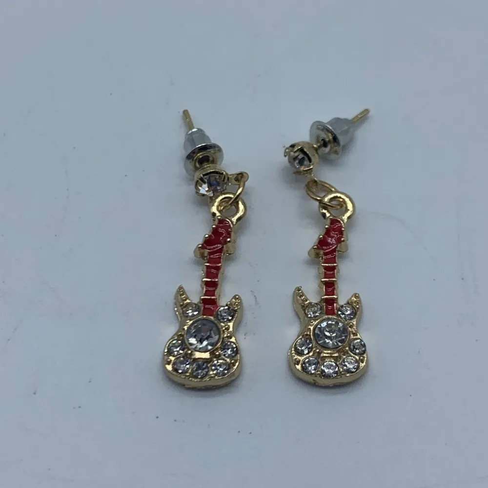 NEW red&clear rhinestone guitar fashion earrings - Image 16