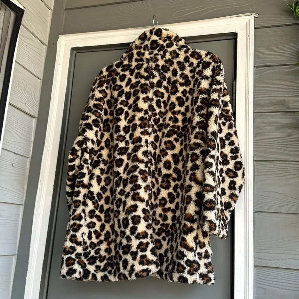 NWT Z Supply Leopard Sherpa Coat - Image 2