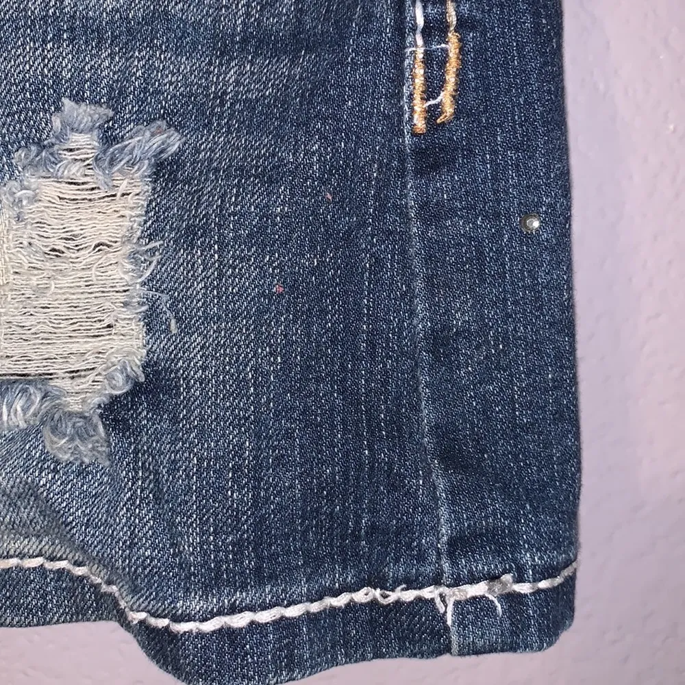 Amethyst Jeans Amethyst mini micro distressed jean skirt - Image 4