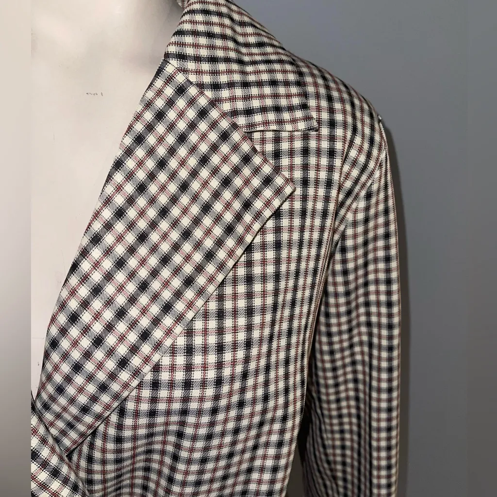 Plaid suit jacket blazer tan black red checked SHEIN woman’s size medium EUC - Image 2