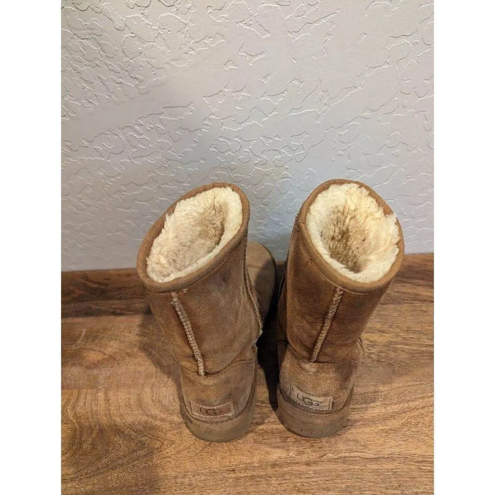 UGG CLASSIC SHORT II Mid-Calf Sheepskin Women’s  Chestnut Boots 1016223  Sz 7 - Image 4