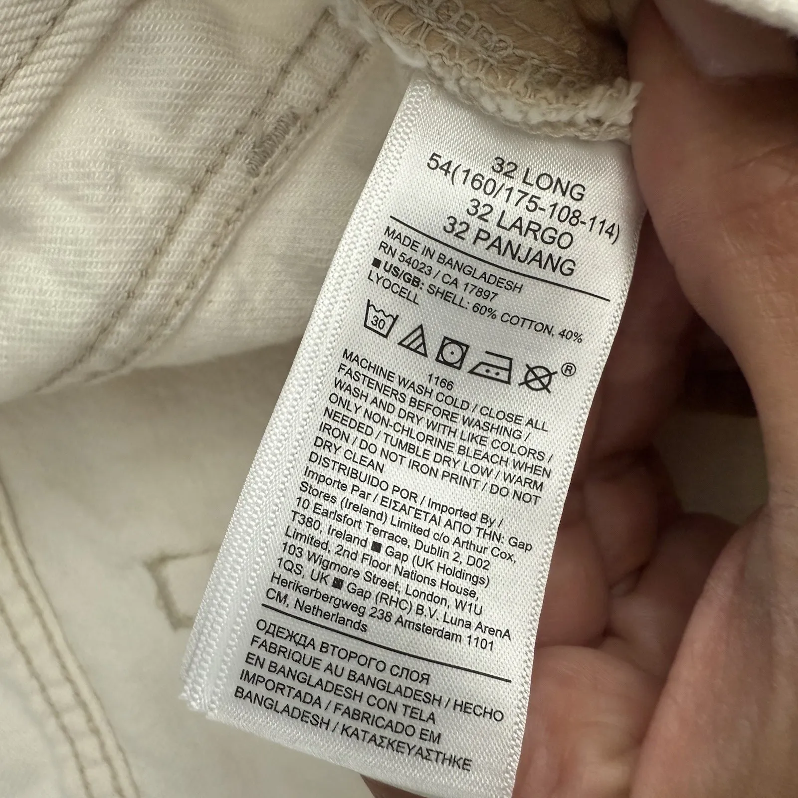 Banana Republic Premium Denim High Rise Barrel Fit‎ Jean In Ecru Size 32 Long - Image 6