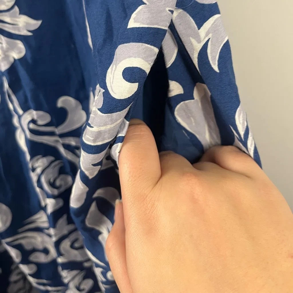 Abercrombie & Fitch Short Sleeve Cutout Maxi Dress in Blue Pattern size small - Image 6