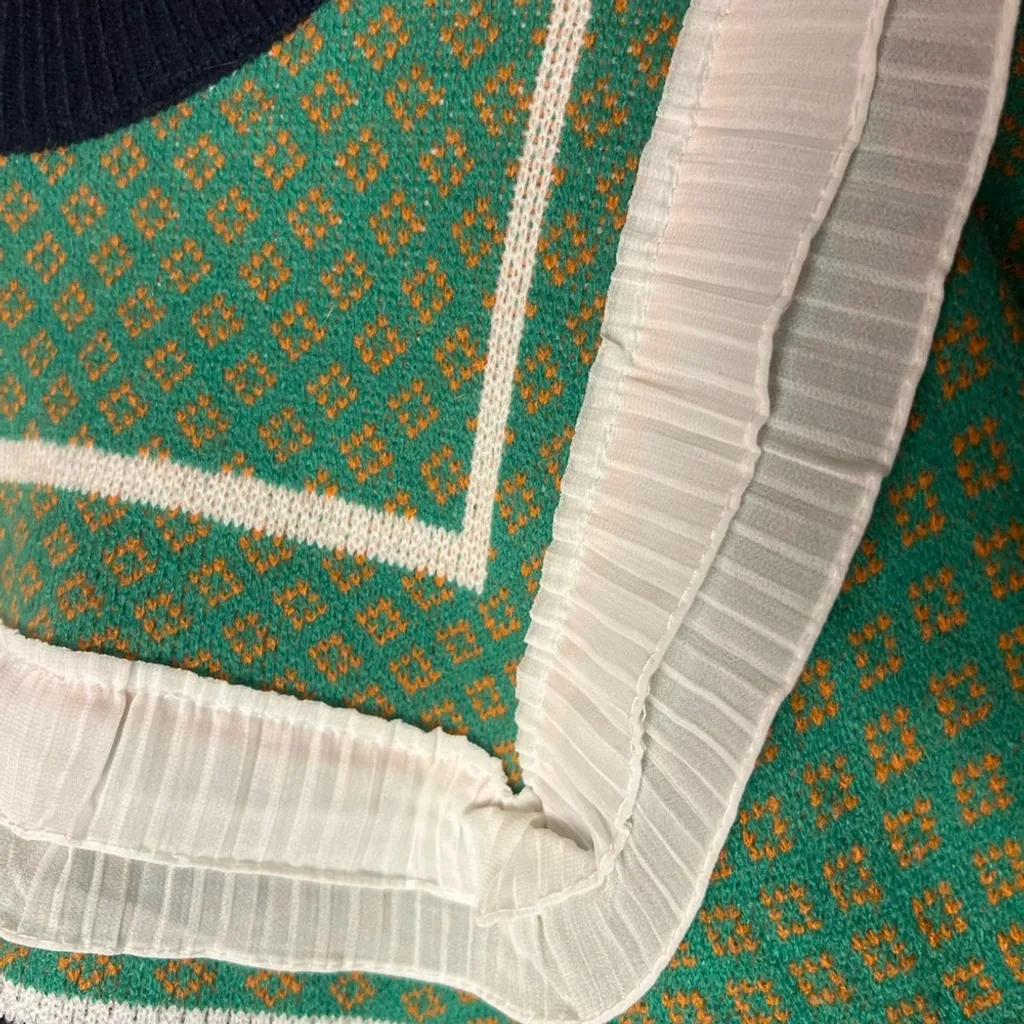 Green Blue Crew Neck Sweater with Geometric Pattern Retro Style - Image 2