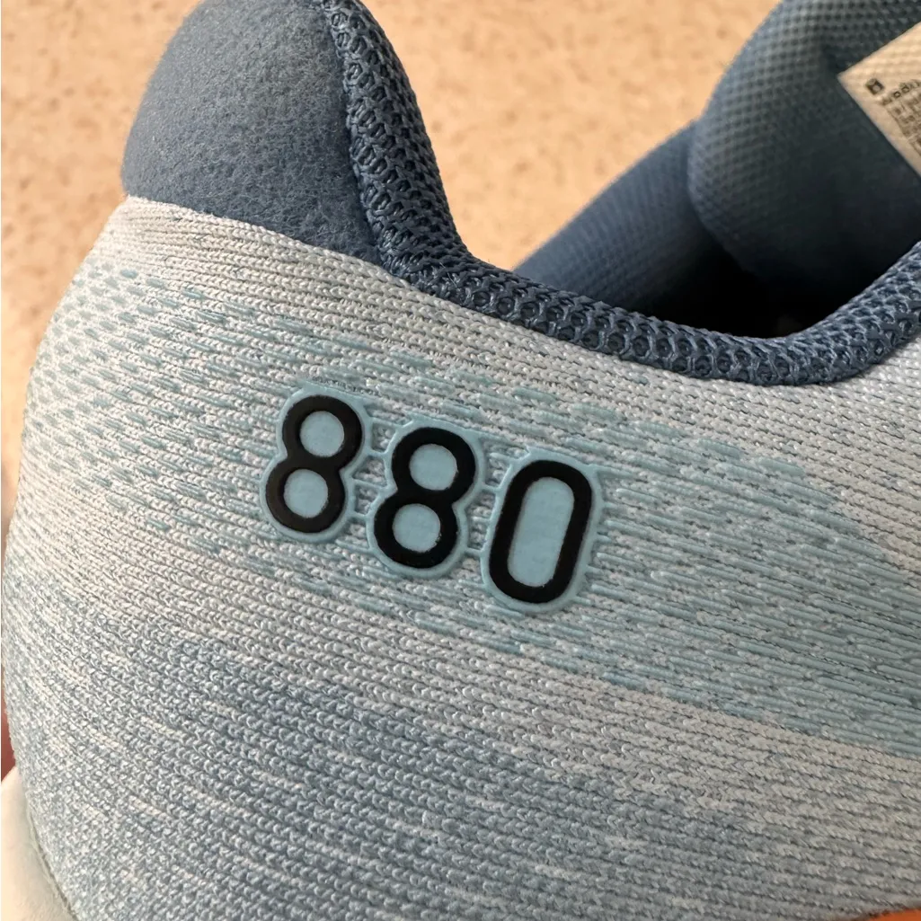 New Balance Fresh Foam X 880 V14 Women’s Running Shoes Blue/White Size 8 (W) - Image 3