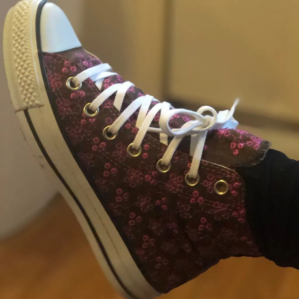 Women’s converse all star embroidered flowers - Image 8