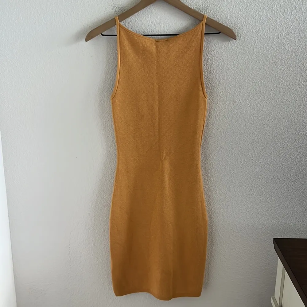 NWT Abercrombie & Fitch Golden Mustard High Neck Stretchy Dress XS - Image 2