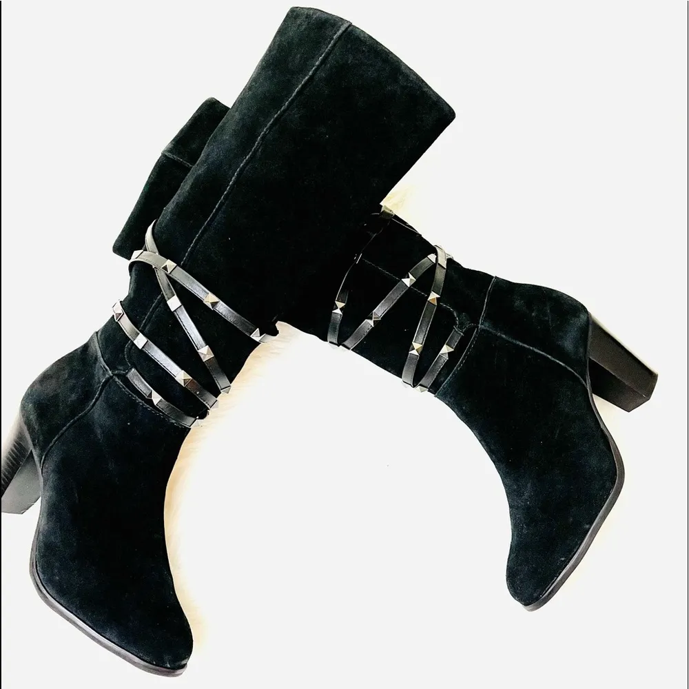 NWOT Antonio Melani boots. - Image 3