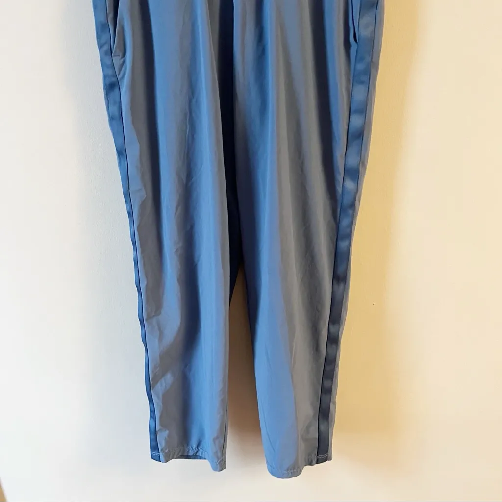 Athleta Nolita Slim Tapered Crop Pant Size 4 Semi Fitted Blue Elastic Waist - Image 5