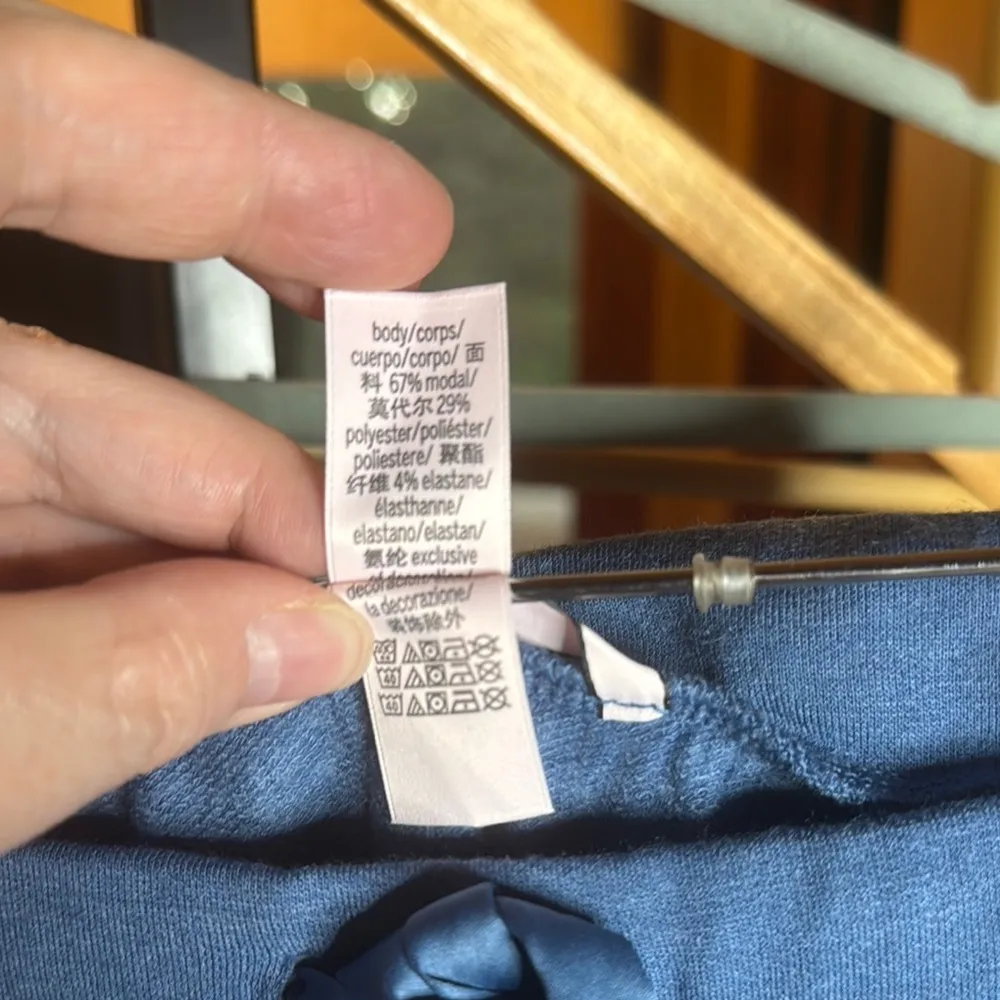 NIP Victoria’s Secret Denim Blue Pajama Satin Tie Jogger Pants Size XL - Image 3