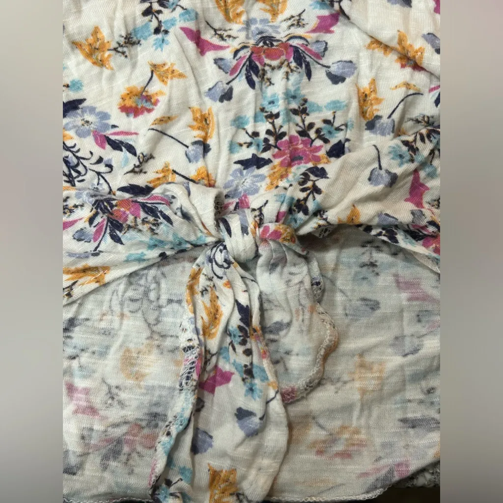 Women's Summer Top Bundle Size Large Blue - Image 10